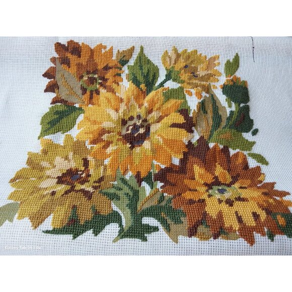 Penelope Soleil sunflower needlepoint canvas partially completed on wood frame - Picture 3 of 8